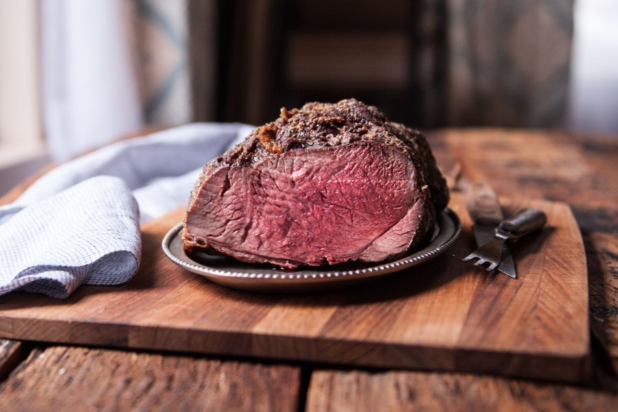 Оленина с брусникой