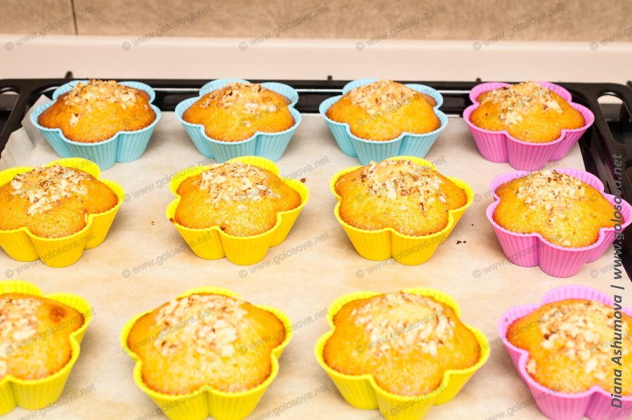 Творожные маффины с изюмом