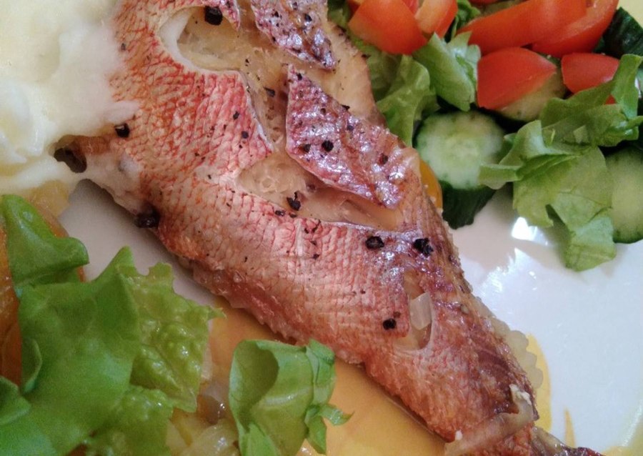 Морской окунь в духовке