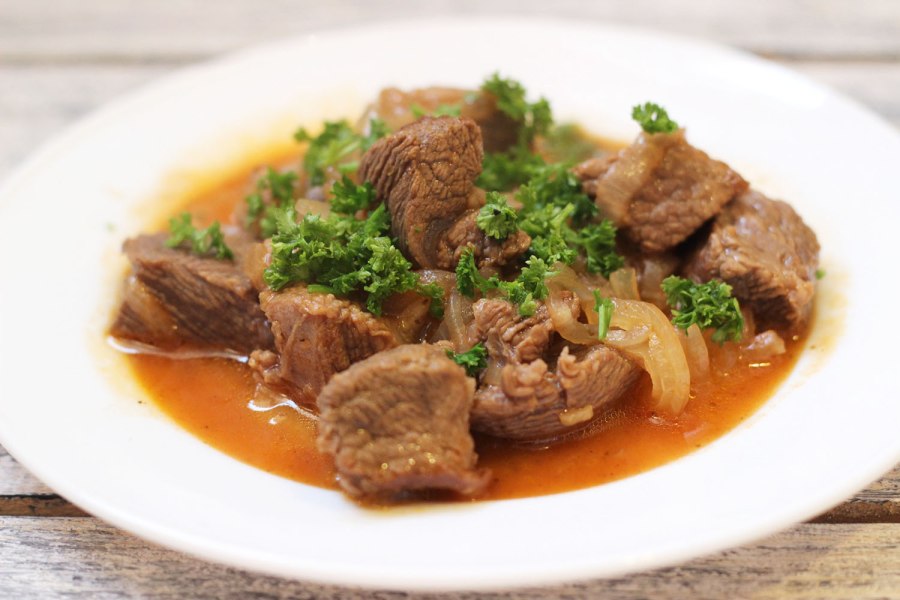 Гуляш из говядины