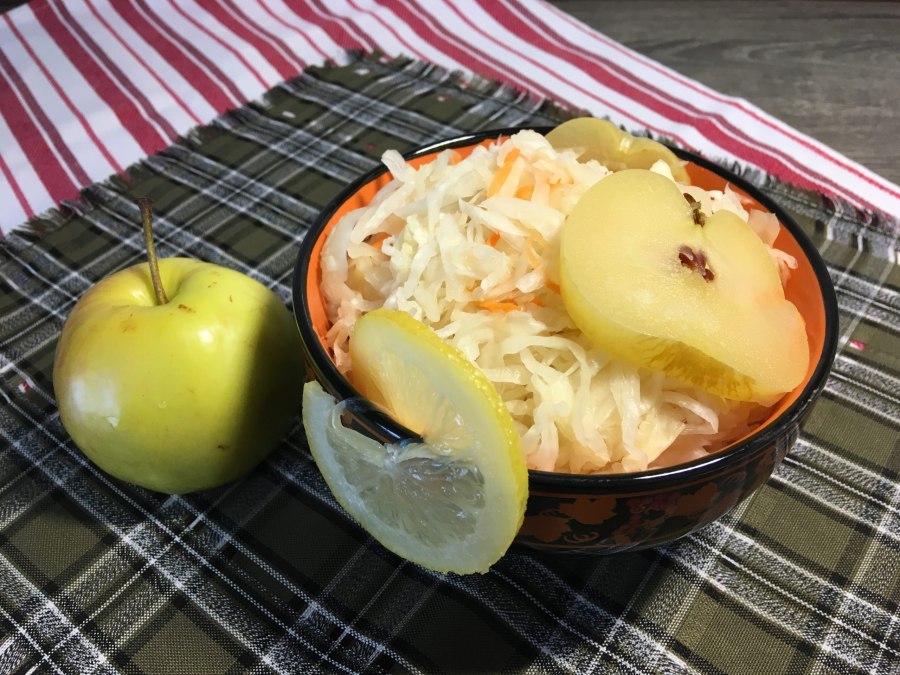 Квашеная капуста+яблочко