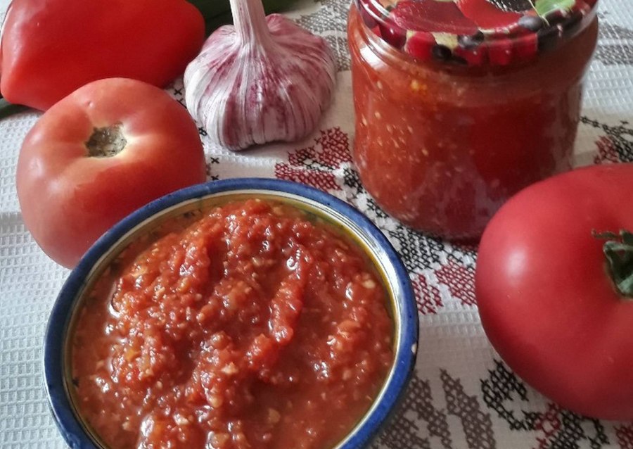 Аджика из Горького