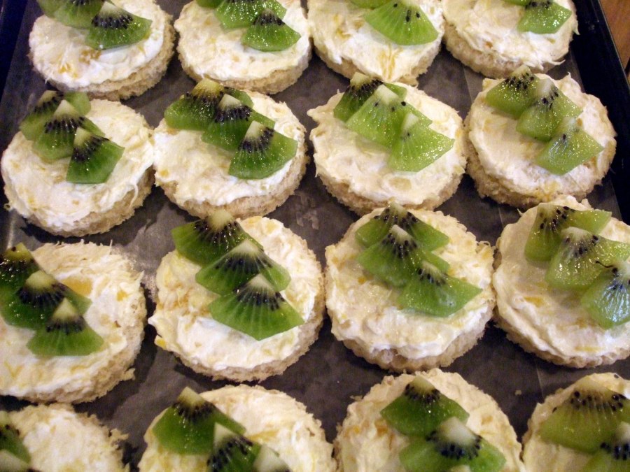 Бутерброды с селедкой