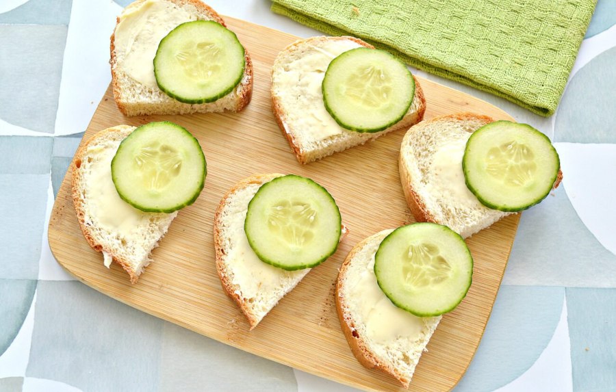 Бутерброды с киви на праздничный стол