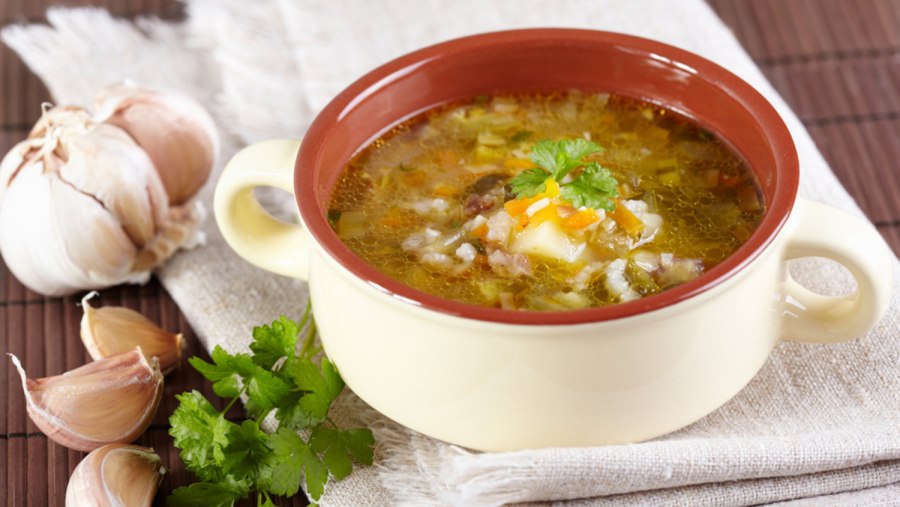 Ленинградский рассольник с перловкой