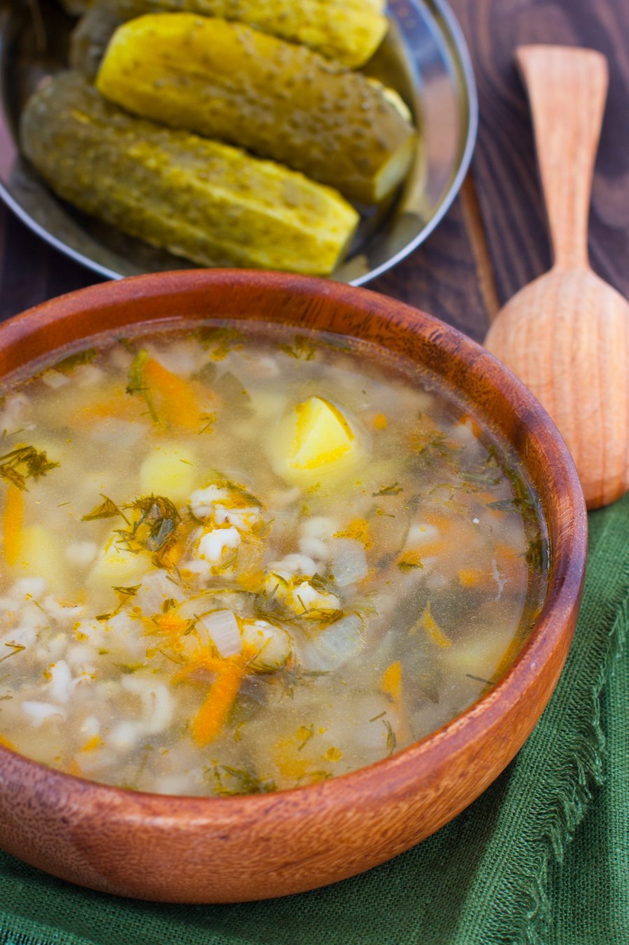 Суп рассольник с перловкой и солеными