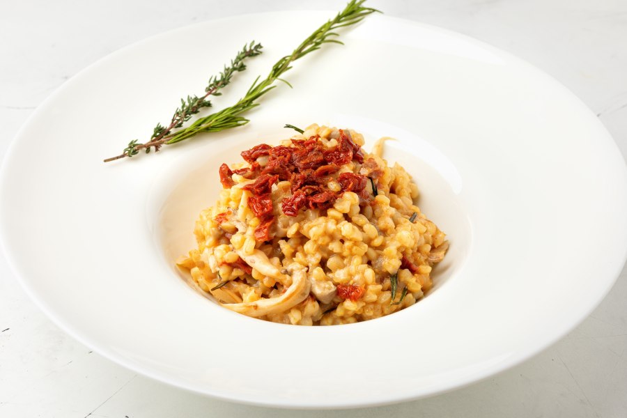 Ризотто с грибами и горошком