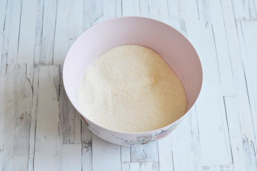 Песок и манка