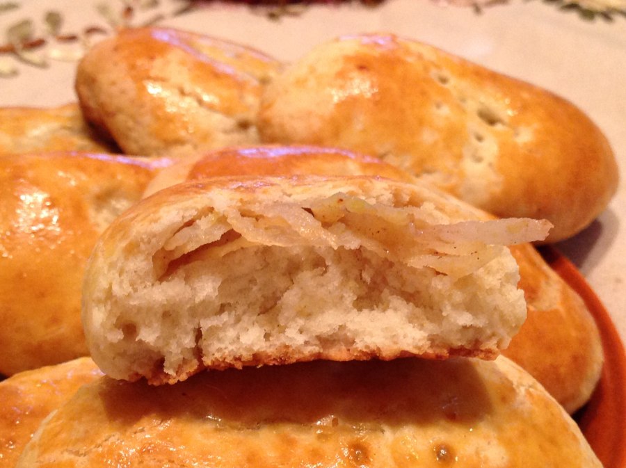 Пирожки с яблоками