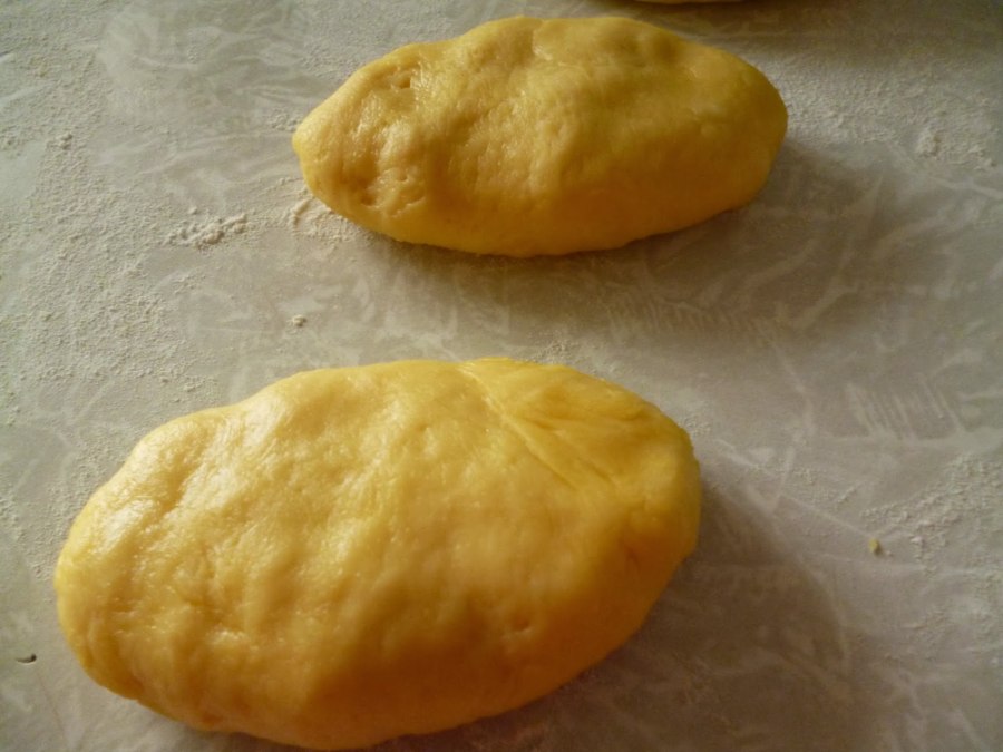 Пирожки с яблоками квадратиками