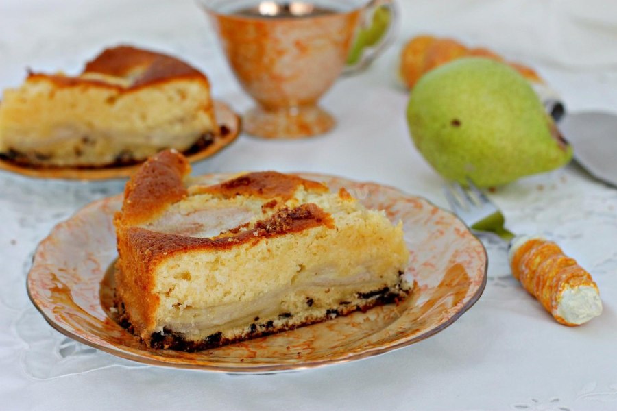 Тарт из творожного теста с грушами