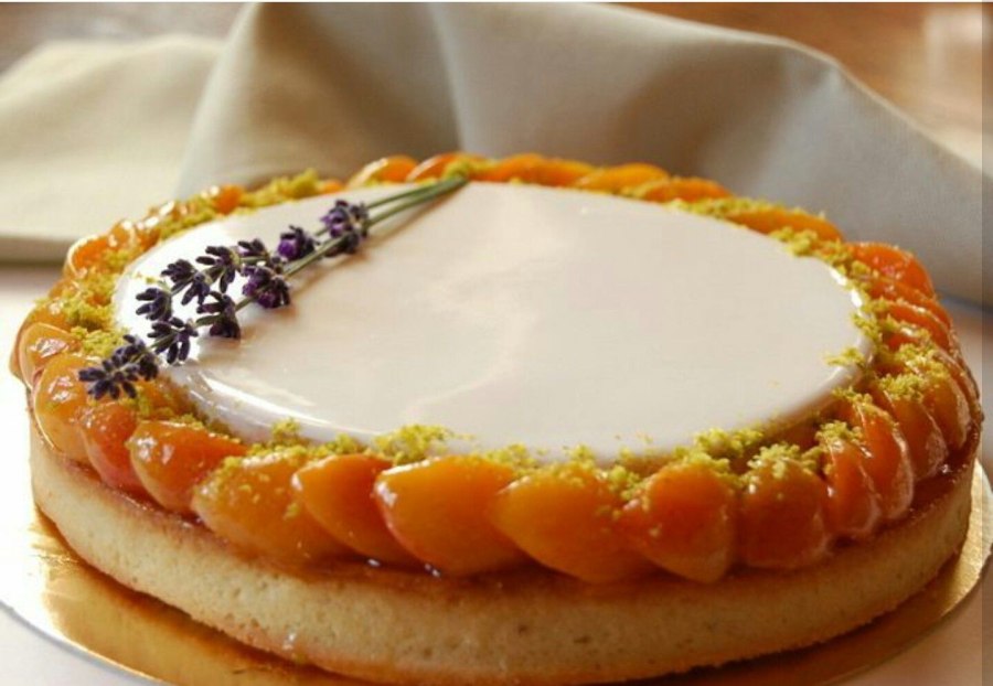 Миндально-абрикосовый тарт