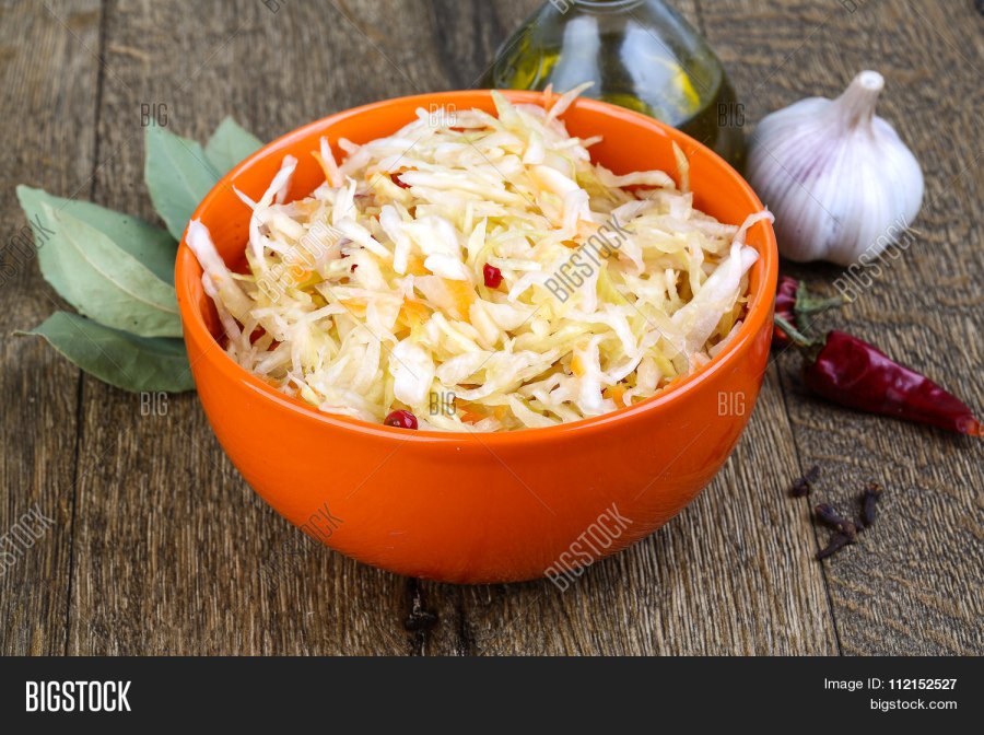 Салат из капусты моркови и болгарского