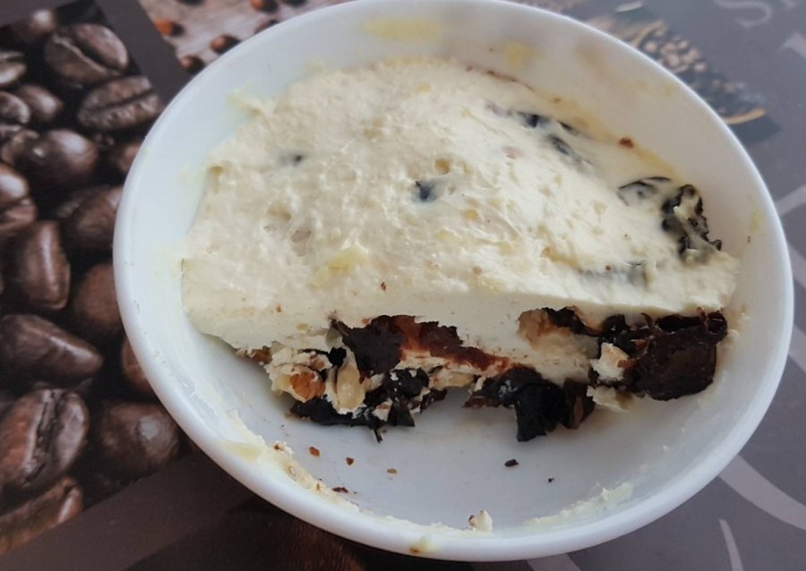 Десерт Жемчужина с черносливом и орехами