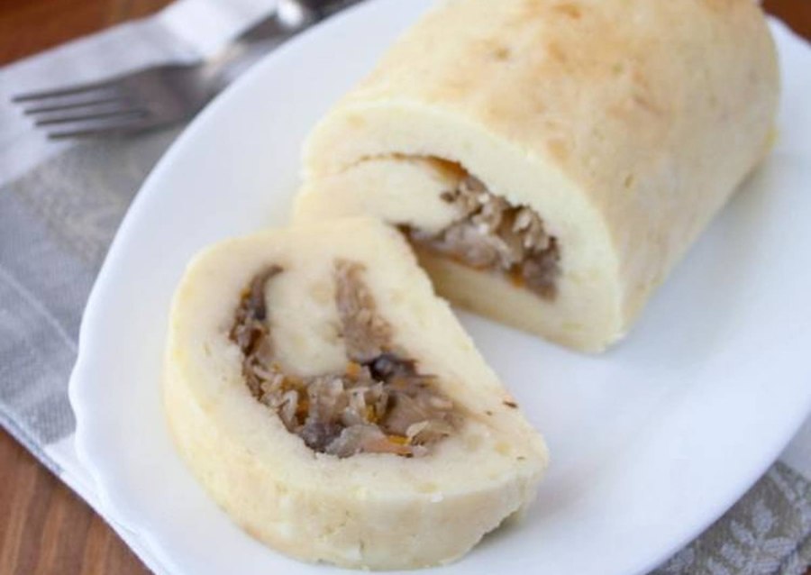Рулет с картошкой и грибами