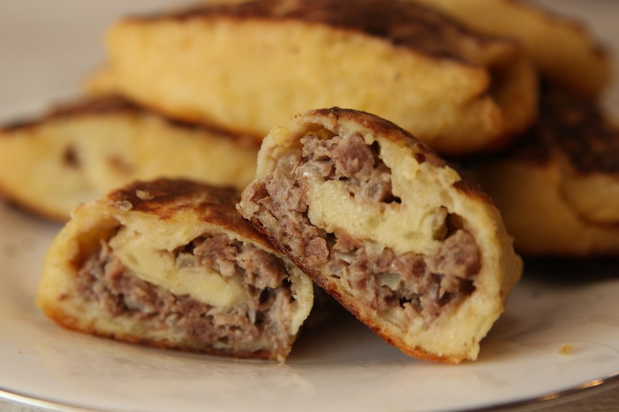 Рулет с курицей и грибами