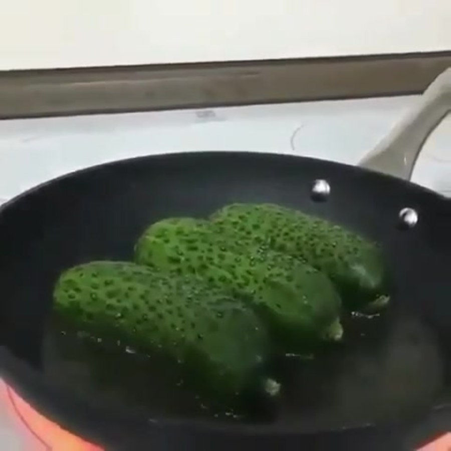 Запеченные огурцы