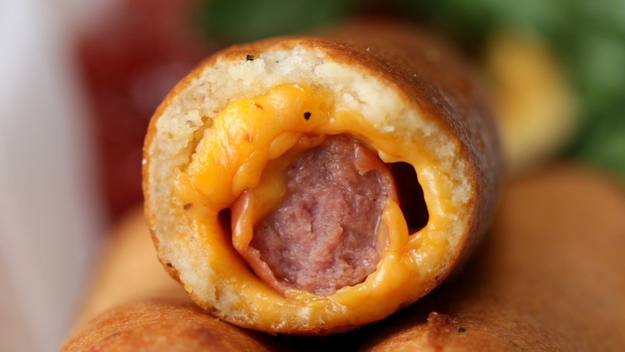 Хот дог с картошкой фри