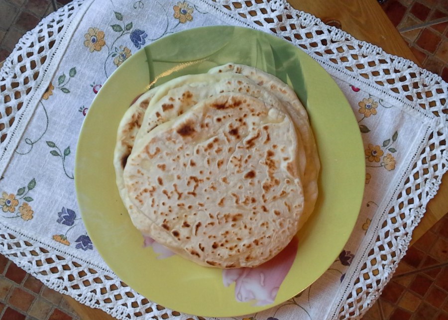 Лепешки с чаем