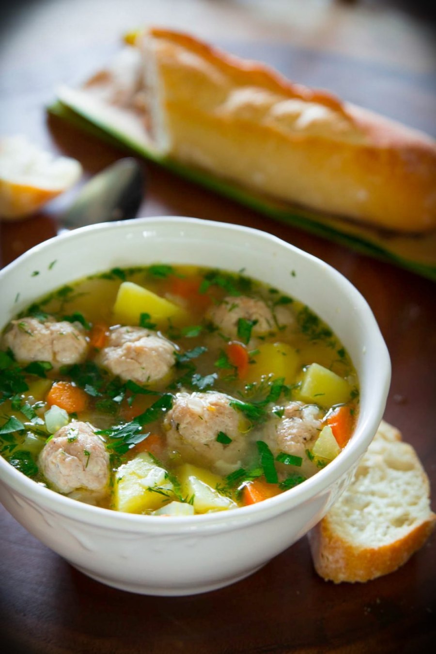 Суп с фрикадельками и макаронами