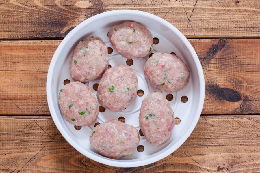Котлеты из индейки с грибами