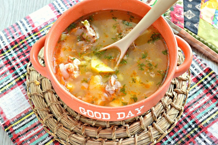 Солянка с тушенкой