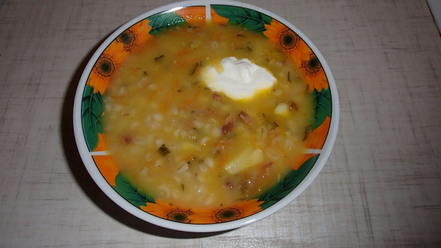 Похлебка с тушенкой