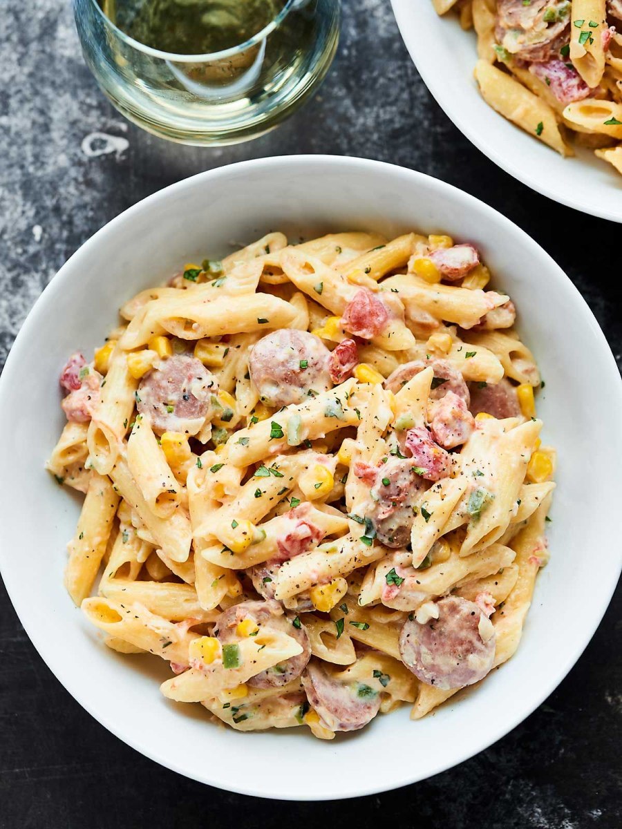 Макароны с колбасой