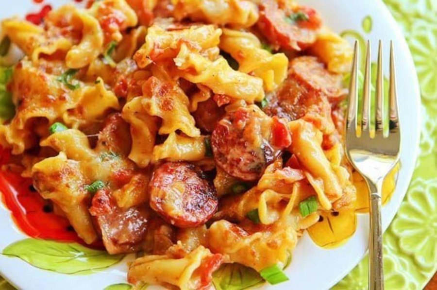 Макароны с охотничьими колбасками