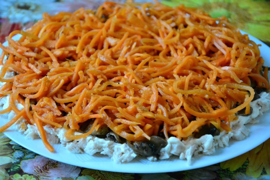 Салат Фаттуш с корейской морковью