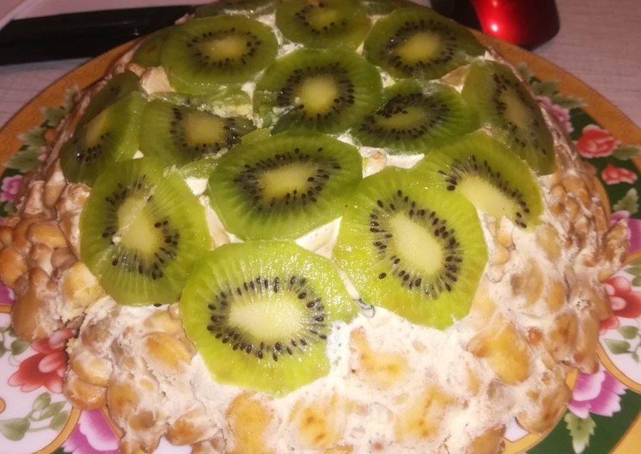 Торт с киви и рыбками