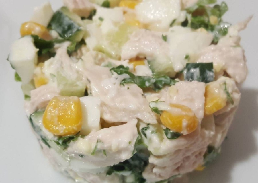 Салат с картошкой и кукурузой