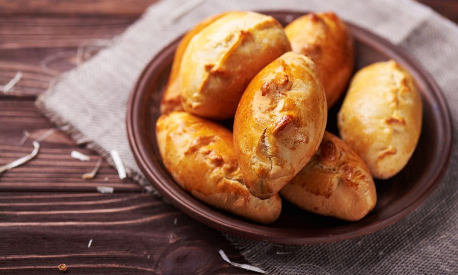 Пирожки с мясом жареные