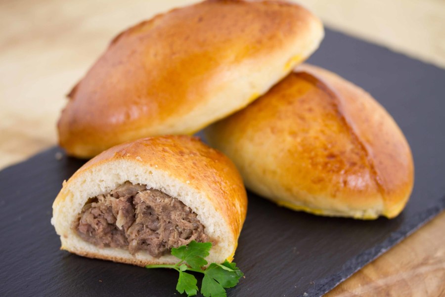 Пирог с рисом и потрохами