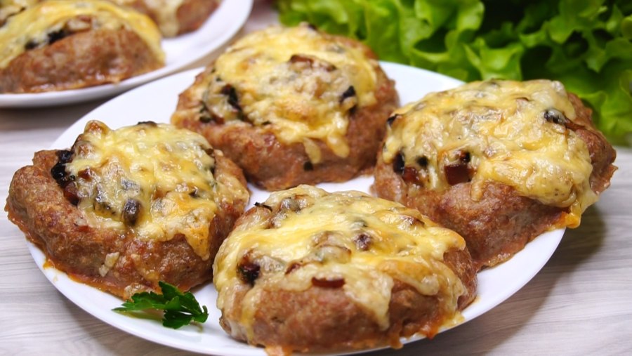 Мясные корзиночки с яйцом
