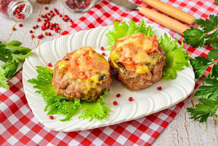 Гнёзда из фарша с грибами