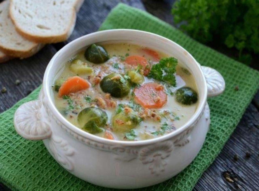 Похлебка с гречневой крупой и картофелем