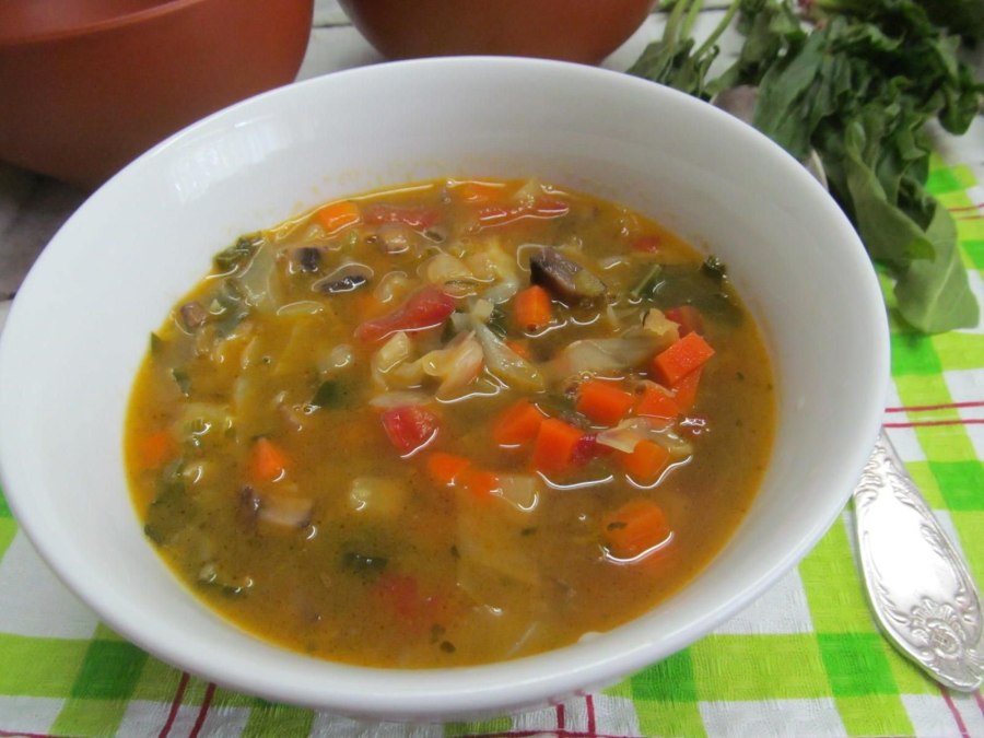 Куриное консоме с клецками