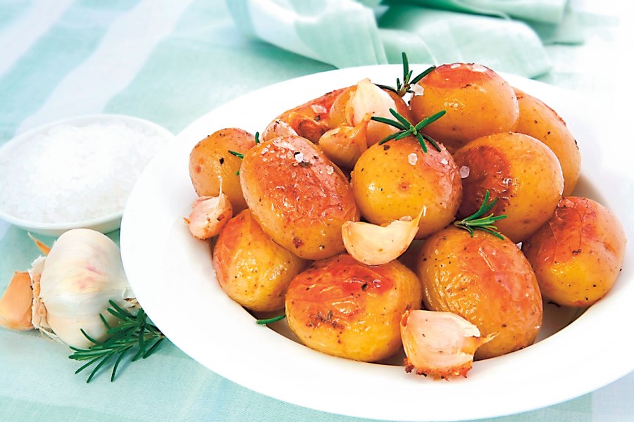 Картофель с чесноком