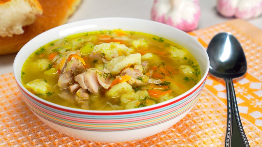 Суп картофельный (с клецками и шпиком)