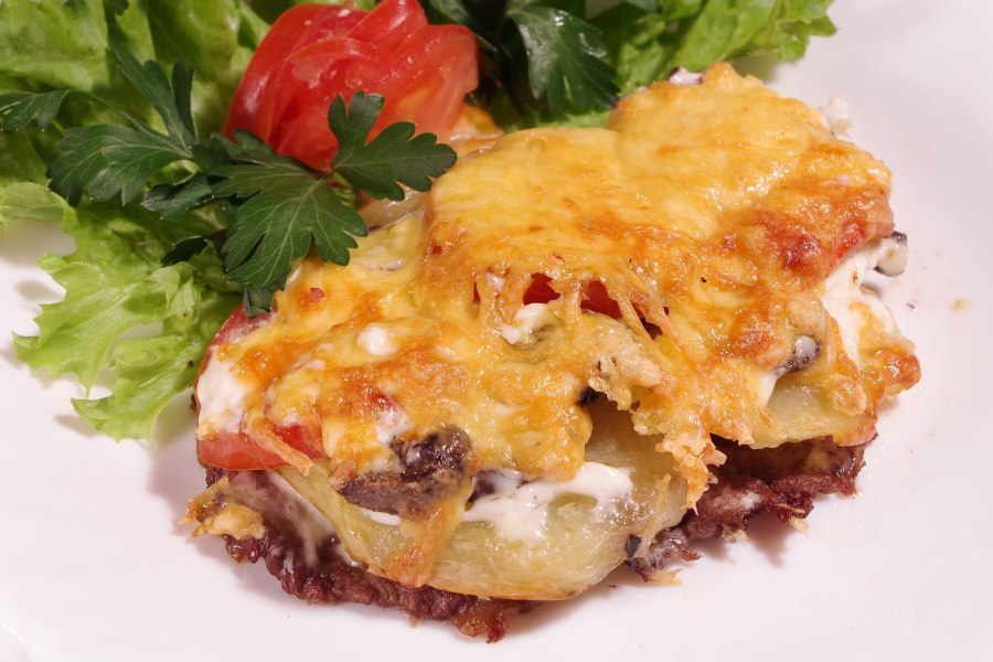 Мясо по-французски в духовке