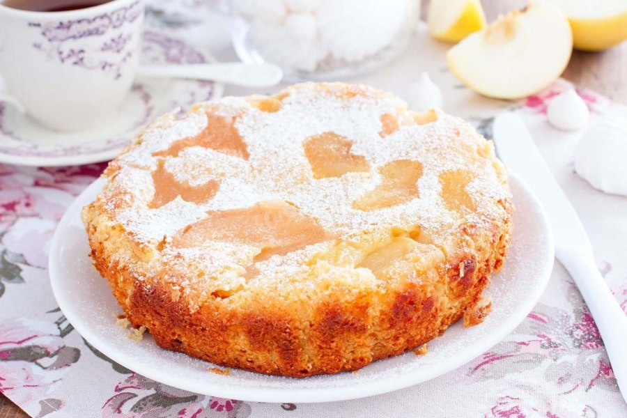 Пирог с яблоками