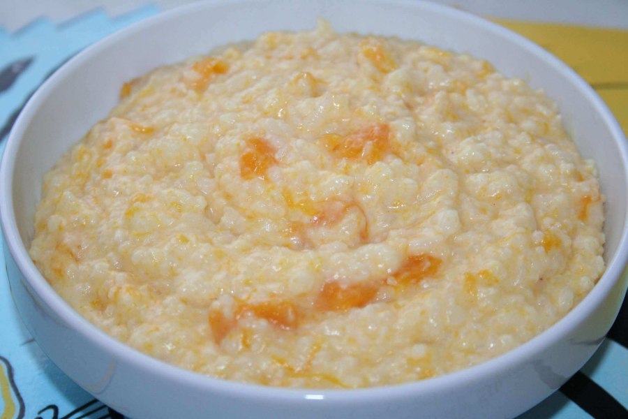 Овсяная каша и омлет