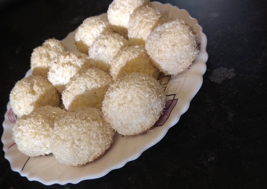 Пирожные с кокосом