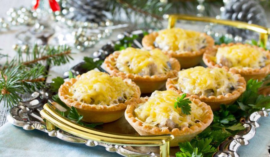 Закуска с грибами тарталетках