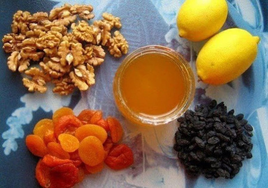 Имед с орехами и сухофруктам