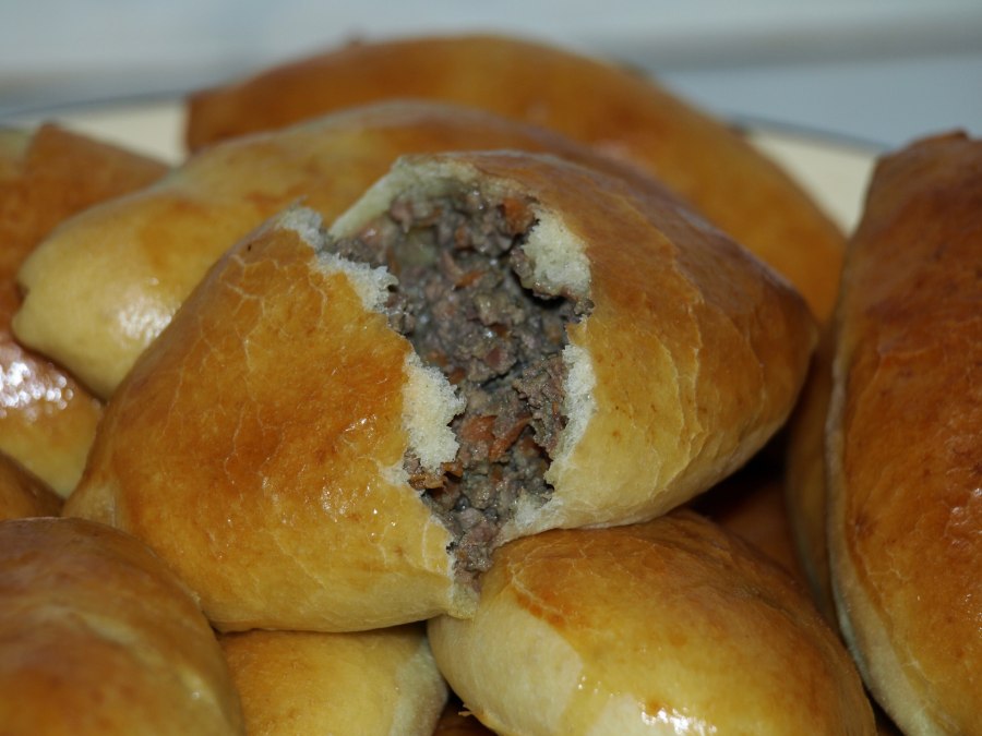 Пирожки жареные