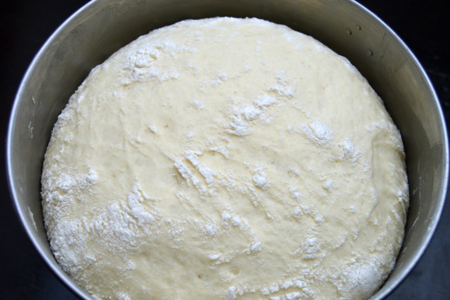 Булочки с кокосовой стружкой и сгущенкой