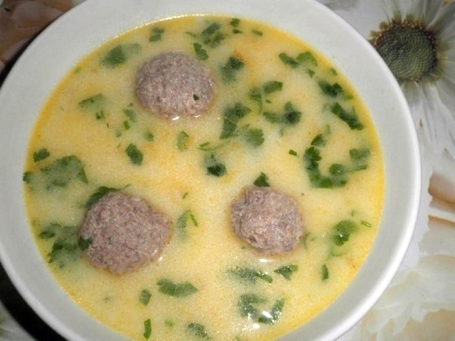 Суп картофельный с мясными фрикадельками