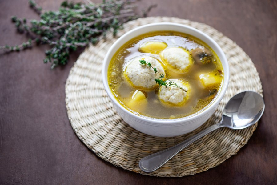Суп с куриными фрикадельками